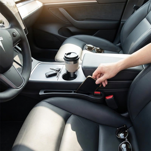 Car Seat Gap Plug - lifestyle 2
