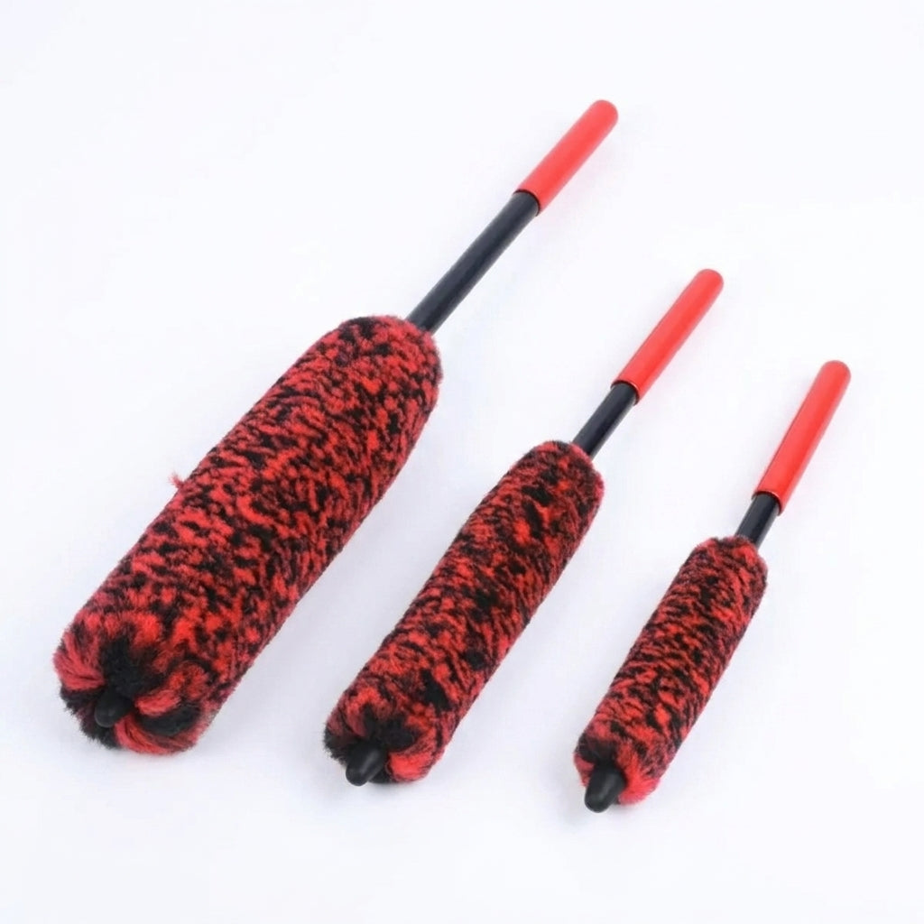 Wheel detailing brush white bg 1